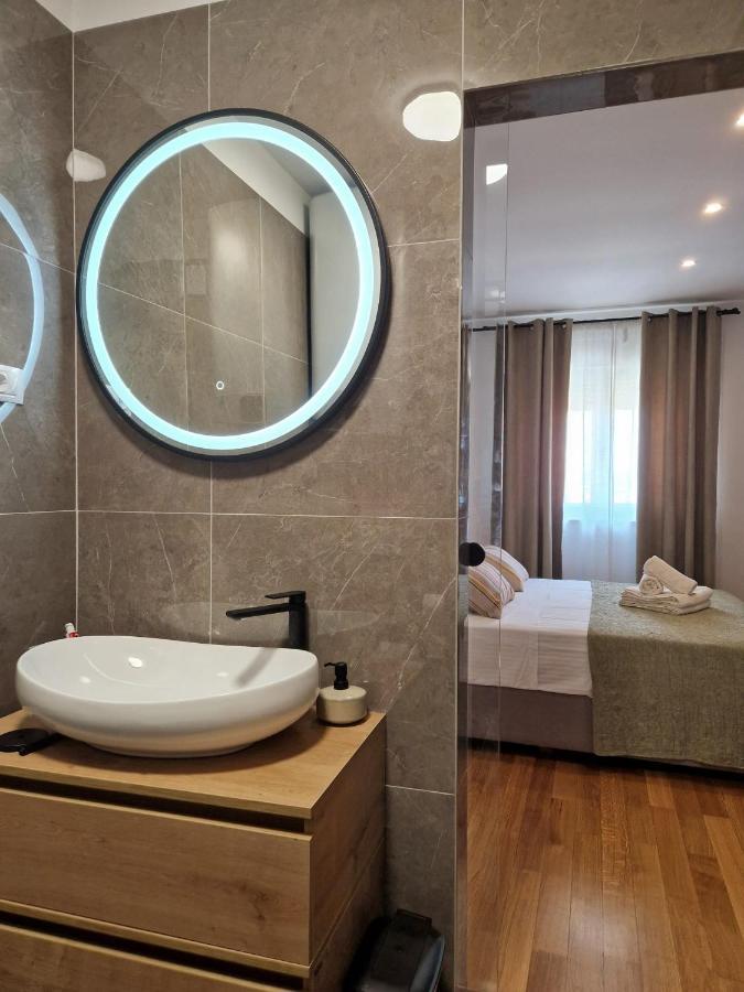 Jazz Rooms And Apartments 로비니 외부 사진
